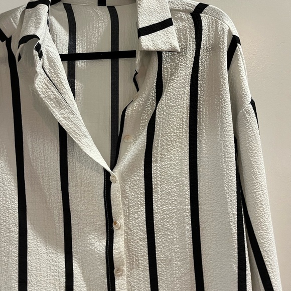 Striped Button down - Picture 4 of 5